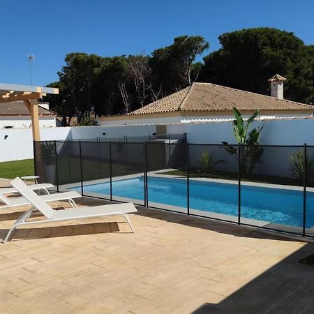 Palapa Garden Alojamientos, Piscina Privada Y Cerca Del Mar Chiclana de la Frontera Exterior foto