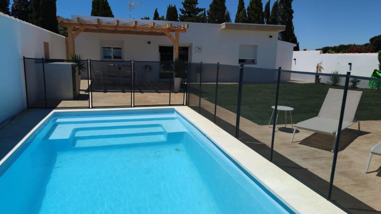 Palapa Garden Alojamientos, Piscina Privada Y Cerca Del Mar Chiclana de la Frontera Exterior foto
