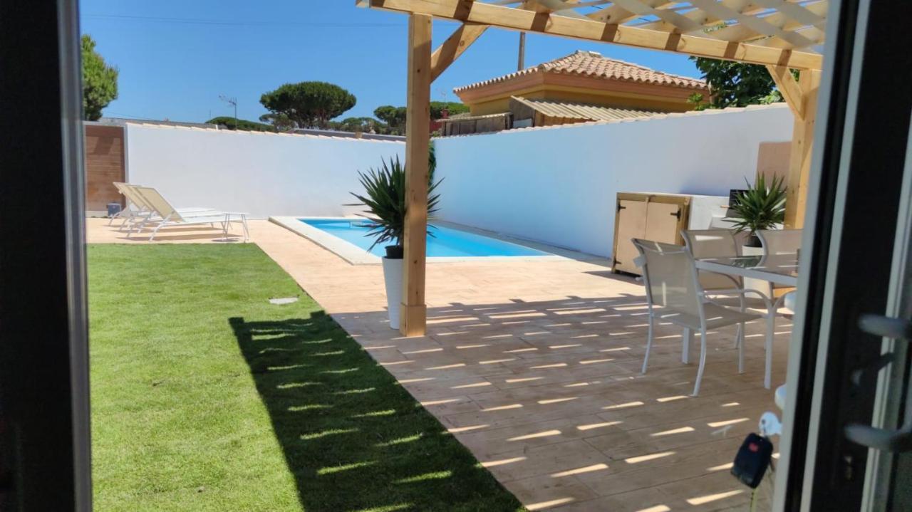 Palapa Garden Alojamientos, Piscina Privada Y Cerca Del Mar Chiclana de la Frontera Exterior foto